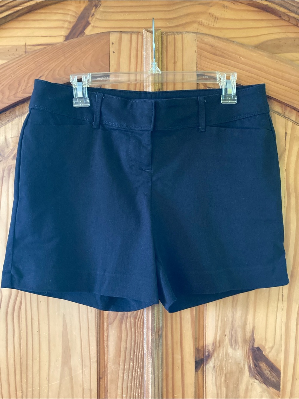 Women's The Limited black cute dressy shorts size 8